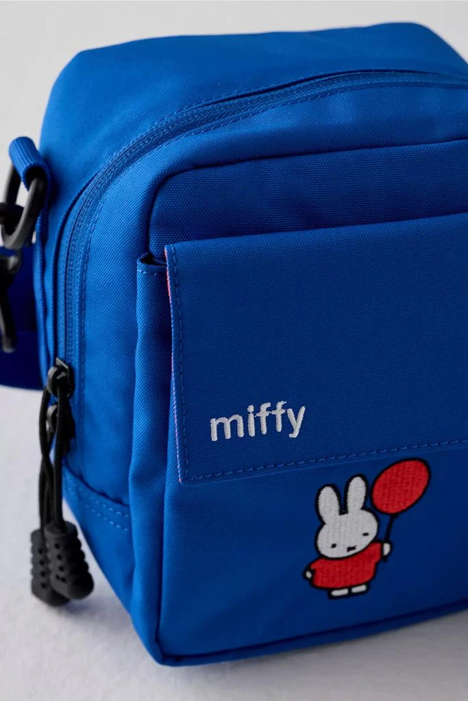 商品Retrospekt|Miffy + Retrospekt UO Exclusive Instant Camera Bag,价格¥294,第3张图片详细描述