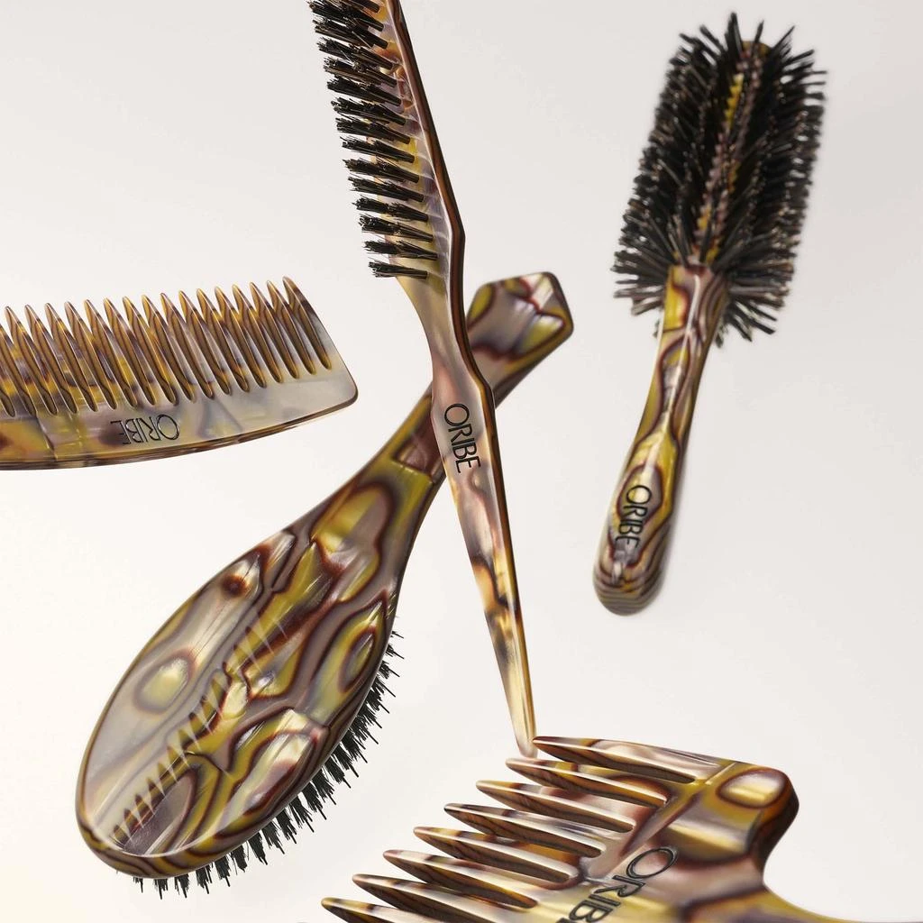 商品Oribe|Oribe Italian Resin Wide Tooth Comb,价格¥416,第4张图片详细描述