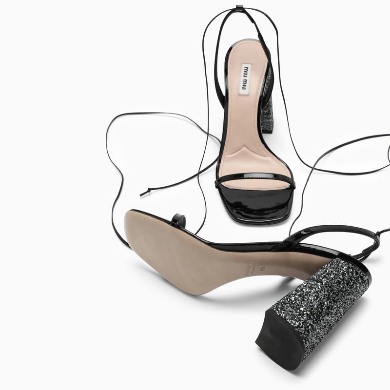 Black sandal with glitter heel商品第5张图片规格展示