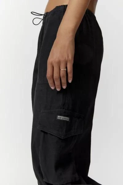 商品BDG|BDG Wynn Cropped Balloon Utility Jean,价格¥112,第5张图片详细描述