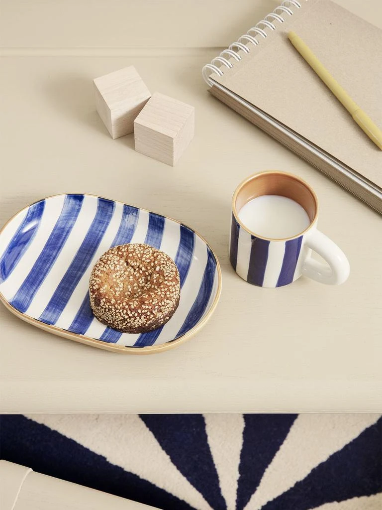 商品Ferm Living|Milu Hand-painted Porcelain Snack Set,价格¥500,第2张图片详细描述