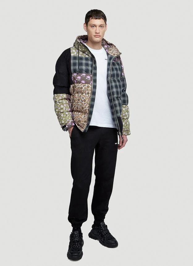 商品Alexander McQueen|Grow Up Patchwork Puffer Jacket in Black,价格¥2708,第2张图片详细描述