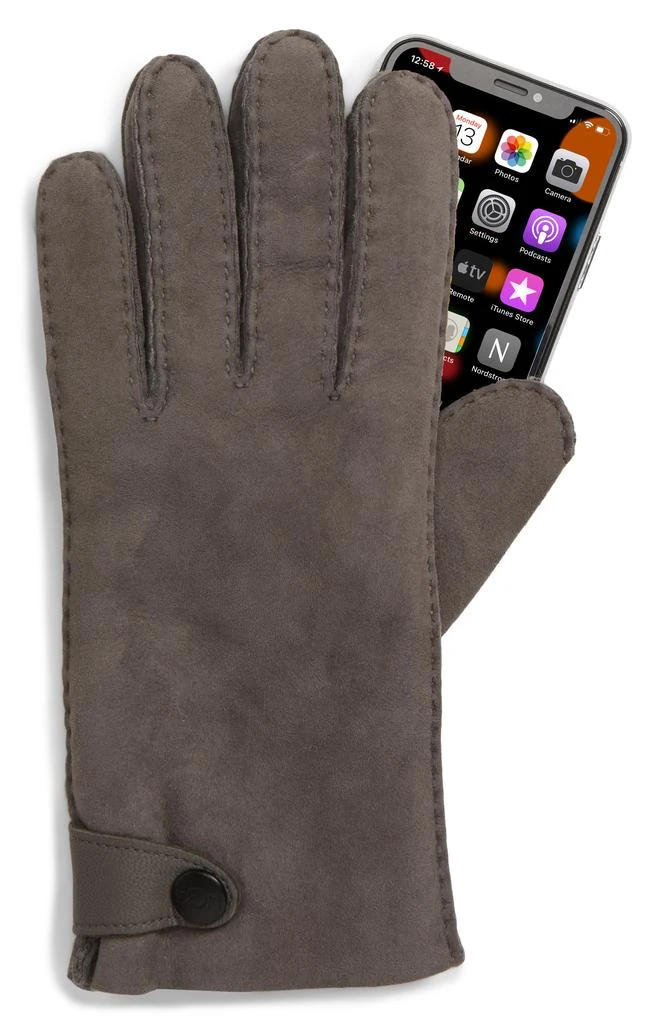 商品UGG|Genuine Shearling Lined Leather Tech Gloves,价格¥647,第2张图片详细描述