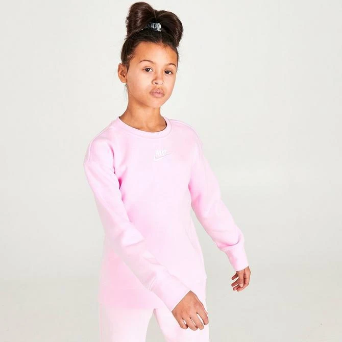 商品NIKE|Girls' Nike Club Fleece Boyfriend Crewneck Sweatshirt,价格¥222,第3张图片详细描述