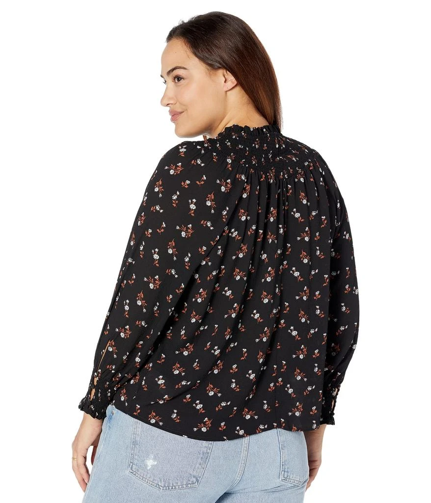 商品Madewell|Plus Embroidered Smockneck Top in Tossed Floral,价格¥330,第2张图片详细描述