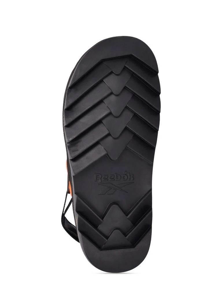 商品Reebok|Beatinik Mule Sandals,价格¥544,第4张图片详细描述