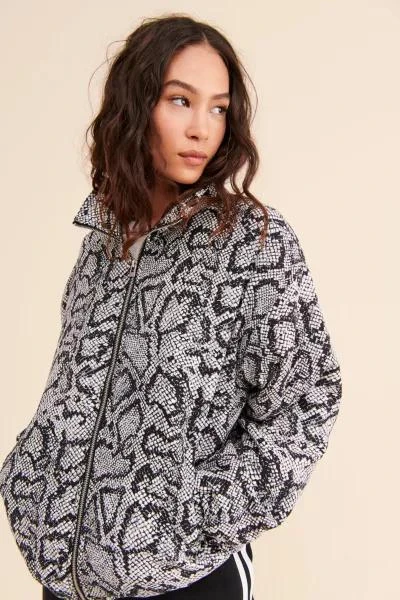商品Urban Outfitters|UO Nathan Animal Print Jacket,价格¥263,第1张图片