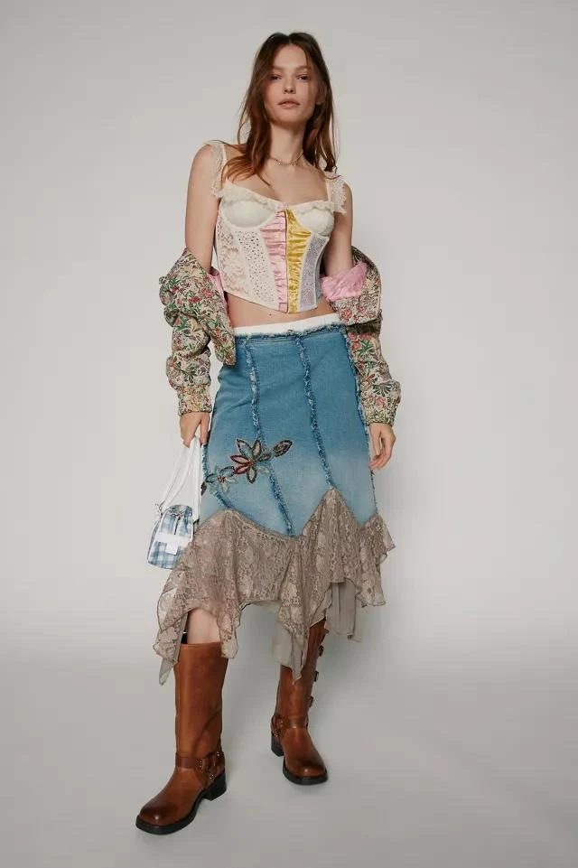 商品Kimchi Blue|Kimchi Blue Talia Denim & Lace Midi Skirt,价格¥894,第1张图片详细描述