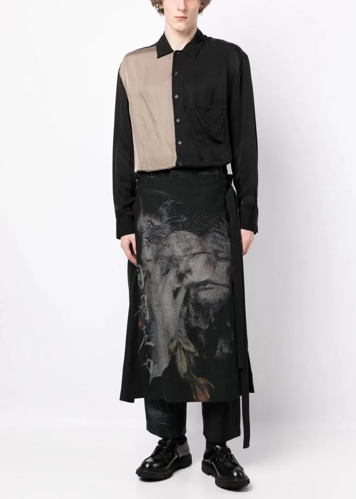 商品YOHJI YAMAMOTO|Yohji Yamamoto Black Overlapping-Panel Trousers,价格¥16818,第2张图片详细描述