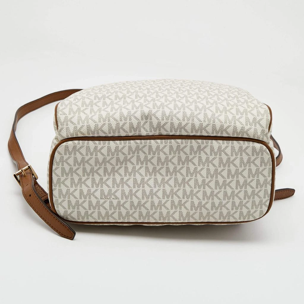 MICHAEL Michael Kors White Signature Coated Canvas and Leather Medium Abbey Backpack 商品