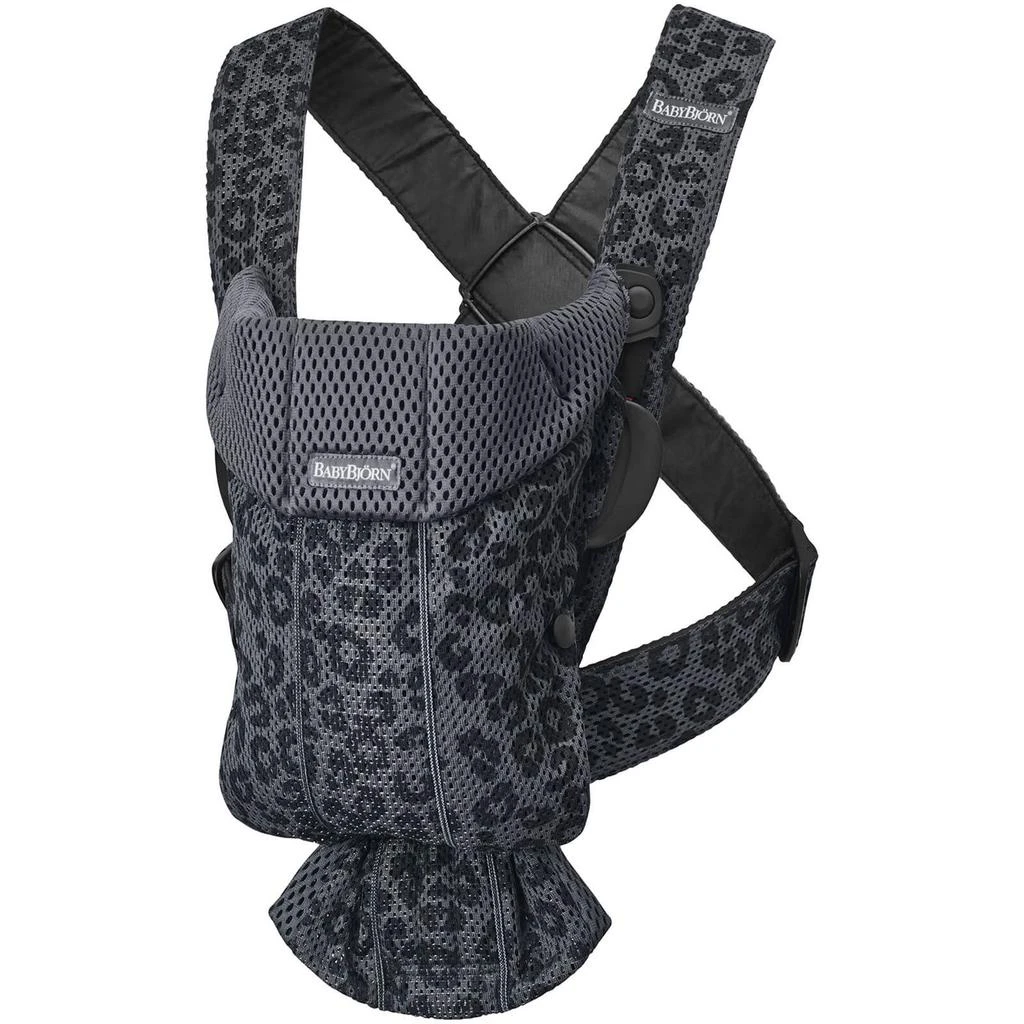 商品BabyBjörn|BABYBJÖRN Mini 3D Mesh Baby Carrier - Antharcite Leopard Mesh,价格¥824,第2张图片详细描述