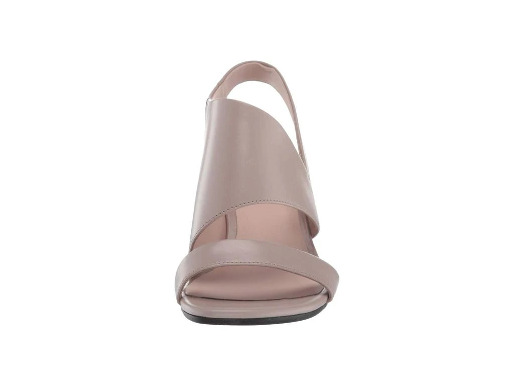 Elevate 45 Block Sandal 商品