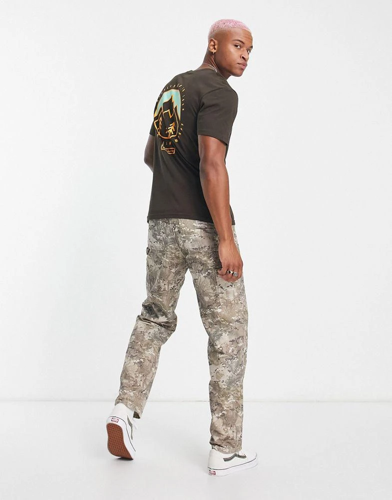 商品Columbia|Columbia Tillamook back print t-shirt in brown Exclusive at ASOS,价格¥241,第3张图片详细描述