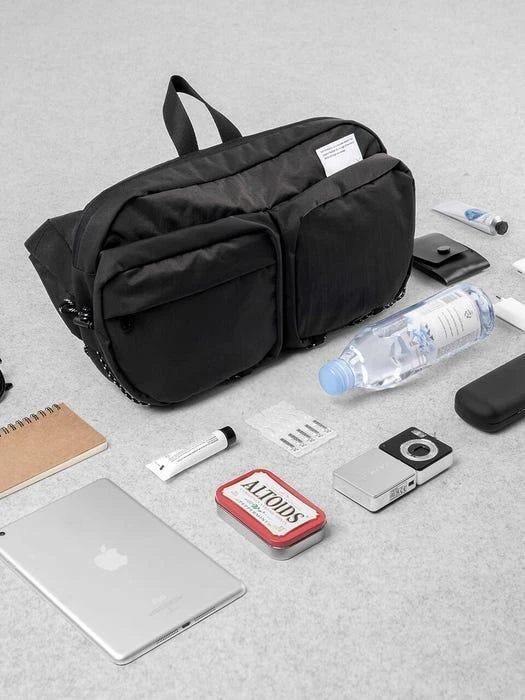 商品MATHEMATIK|Turing W20 Sling Cross Bag [Dark Gray],价格¥824,第4张图片详细描述