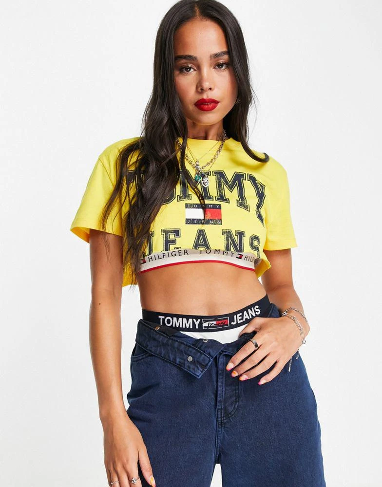 商品Tommy Jeans|Tommy Jeans x ASOS exclusive collab cropped logo t-shirt in yellow,价格¥289,第3张图片详细描述