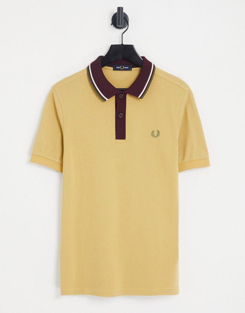 商品Fred Perry|Fred Perry knitted collar polo shirt in beige,价格¥686,第1张图片