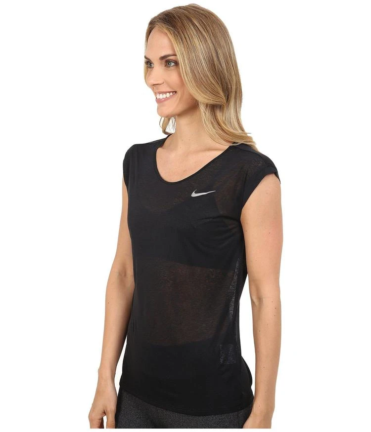 商品NIKE|Dri-FIT™ Cool Breeze Running Top,价格¥194,第2张图片详细描述