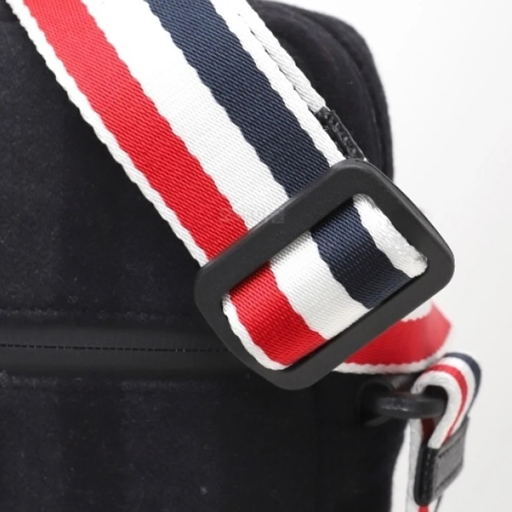 THOM BROWNE 男士黑色双面4杠条纹背带相机包 MAG284A-07553-001 商品