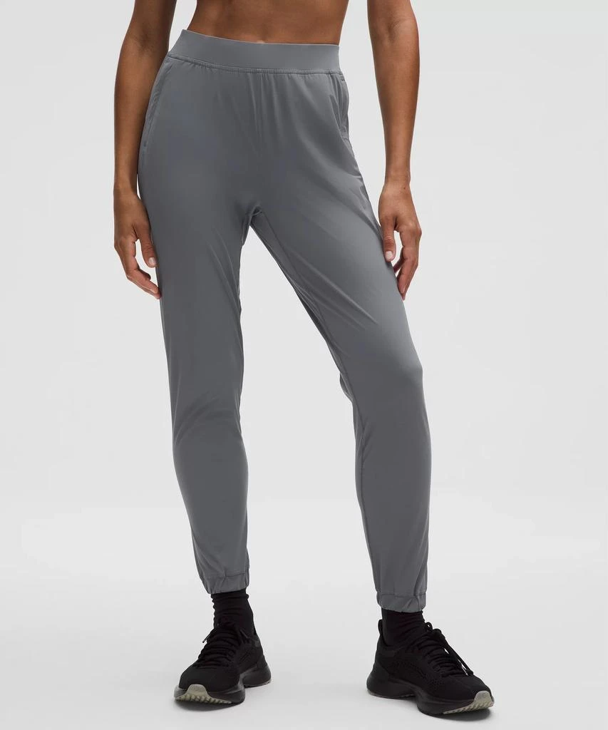 Adapted State High-Rise Jogger *Regular 商品