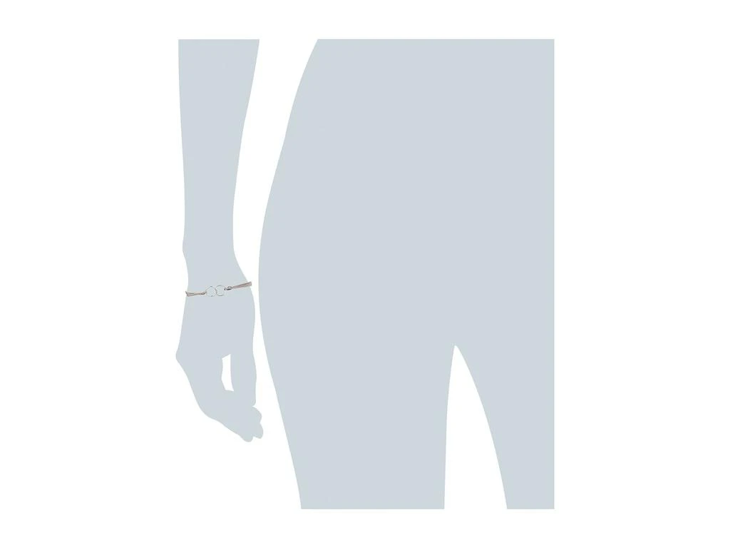 商品Dogeared|Friendship Double Linked Rings Silk Bracelet,价格¥210,第4张图片详细描述