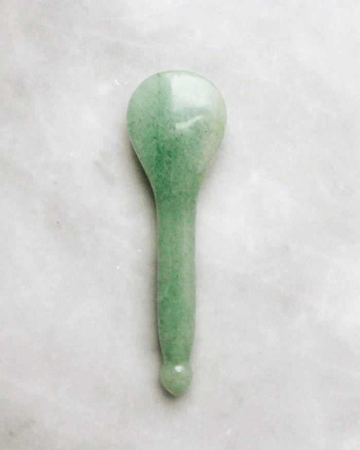 商品Mount Lai|The Jade Acupressure Gua Sha Spoon,价格¥270,第5张图片详细描述