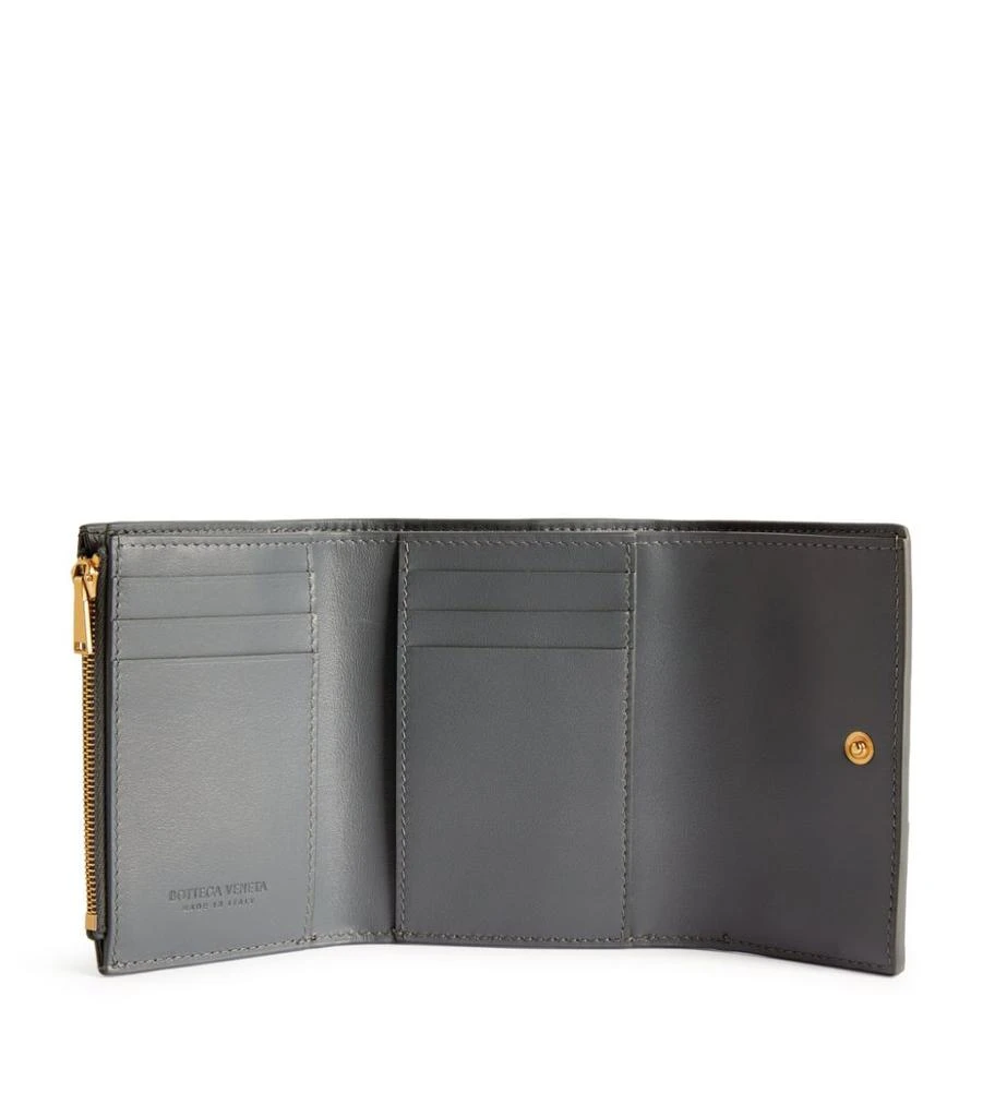 商品Bottega Veneta|Leather Intreccio Trifold Wallet,价格¥5152,第2张图片详细描述