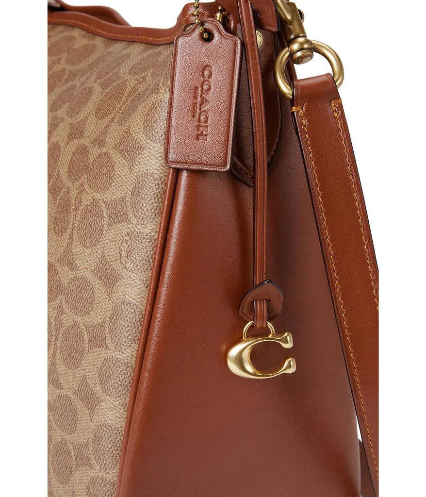 商品Coach|Coated Canvas Signature Cary Shoulder Bag,价格¥2077,第4张图片详细描述