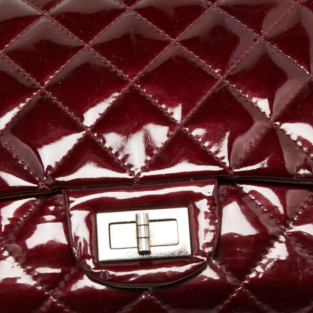 商品[二手商品] Chanel|Chanel Burgundy Quilted Patent Leather Reissue 2.55 Classic 227 Flap Bag,价格¥27762,第6张图片详细描述