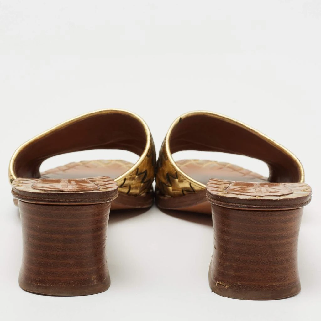 商品[二手商品] Bottega Veneta|Bottega Veneta Gold Intrecciato Leather Ravello Slide Sandals Size 37,价格¥2800,第5张图片详细描述
