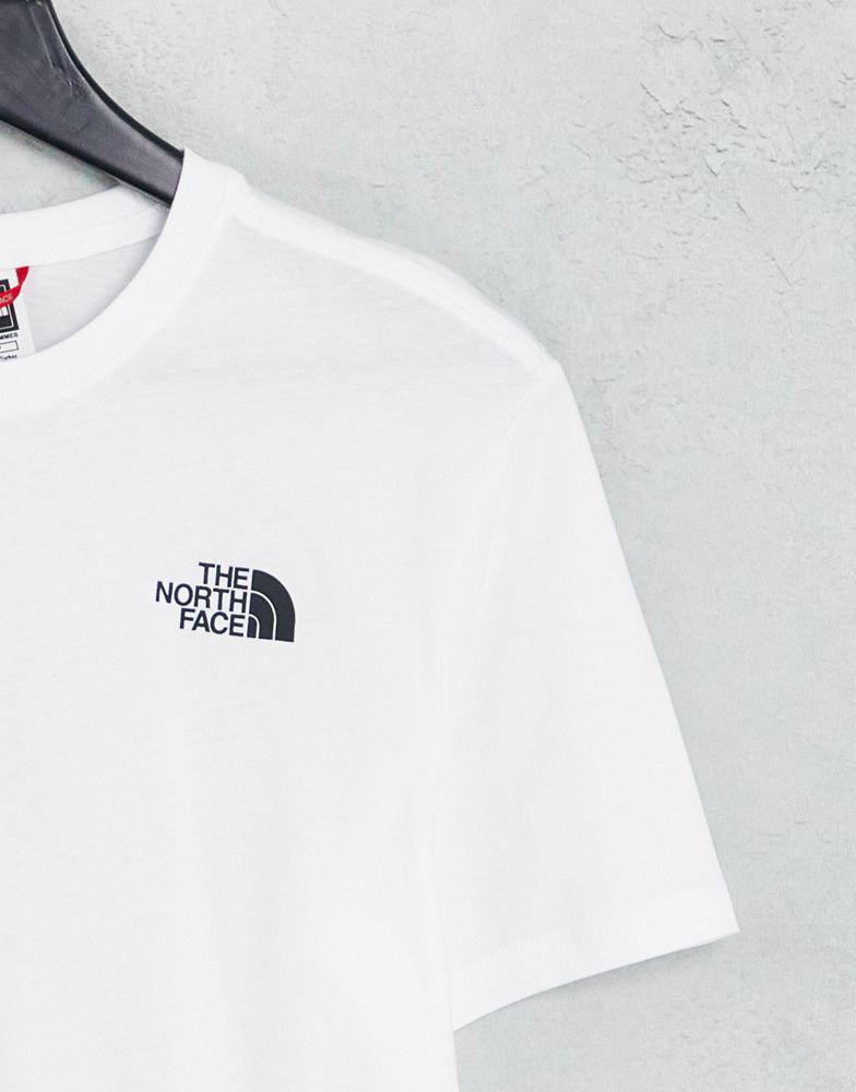 The North Face Repetitive Mountain t-shirt in white Exclusive at ASOS商品第3张图片规格展示