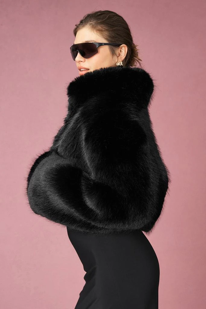 商品Alo|Opulent Faux Fur Cropped Jacket - Black,价格¥2609,第3张图片详细描述