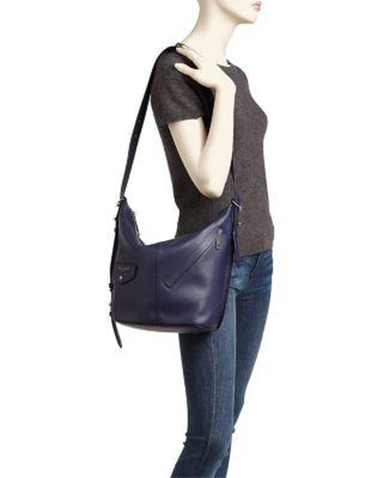 商品Marc Jacobs|The Sling Leather Bucket Bag,价格¥1666,第3张图片详细描述