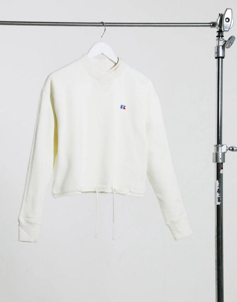 商品Russell Athletic|Russell Athletic fleece cropped sweatshirt in cream,价格¥129,第1张图片