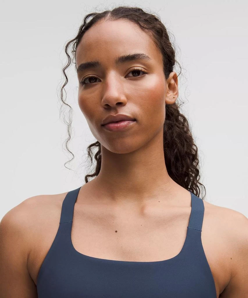 Ultralu Square-Neck Workout Bra *Medium Support, B/C Cup 商品