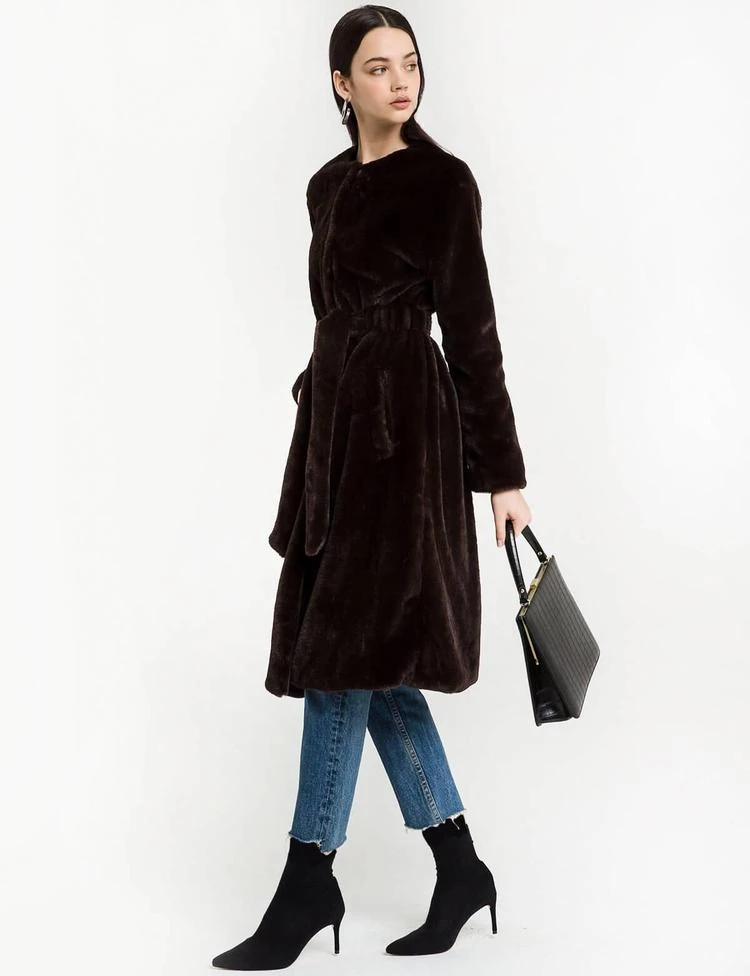 商品Pixie Market|Faux Mink Fur Robe Coat,价格¥1045,第2张图片详细描述