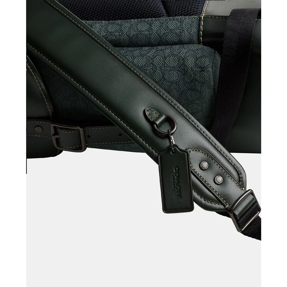 商品Coach|Leather Hitch Backpack in Micro Signature Jacquard,价格¥4762,第4张图片详细描述