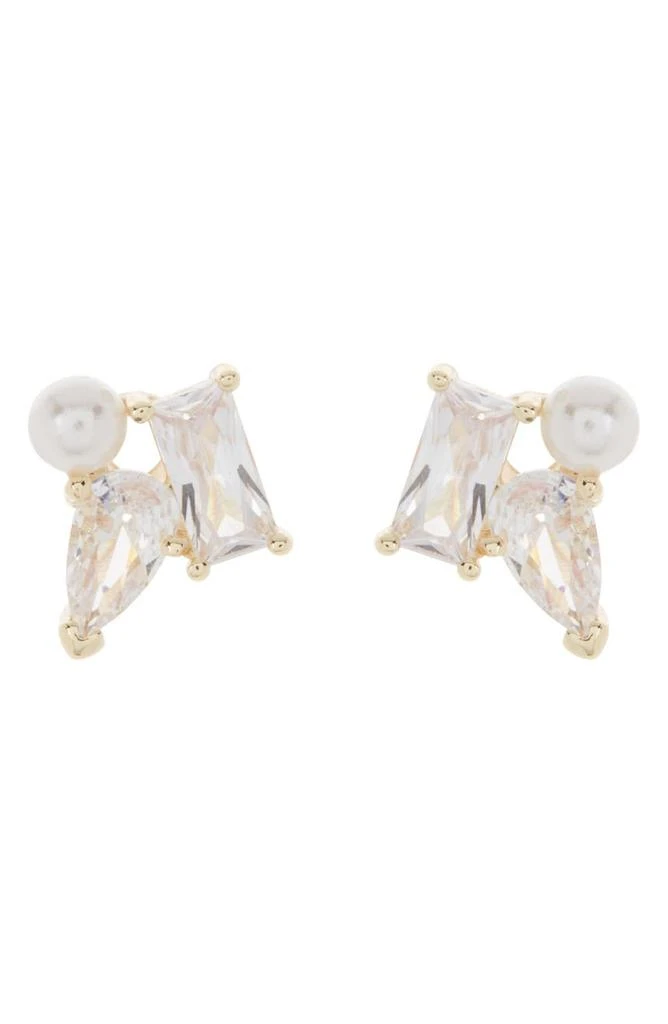 商品Nordstrom|CZ & Imitation Pearl Cluster Stud Earrings,价格¥74,第1张图片