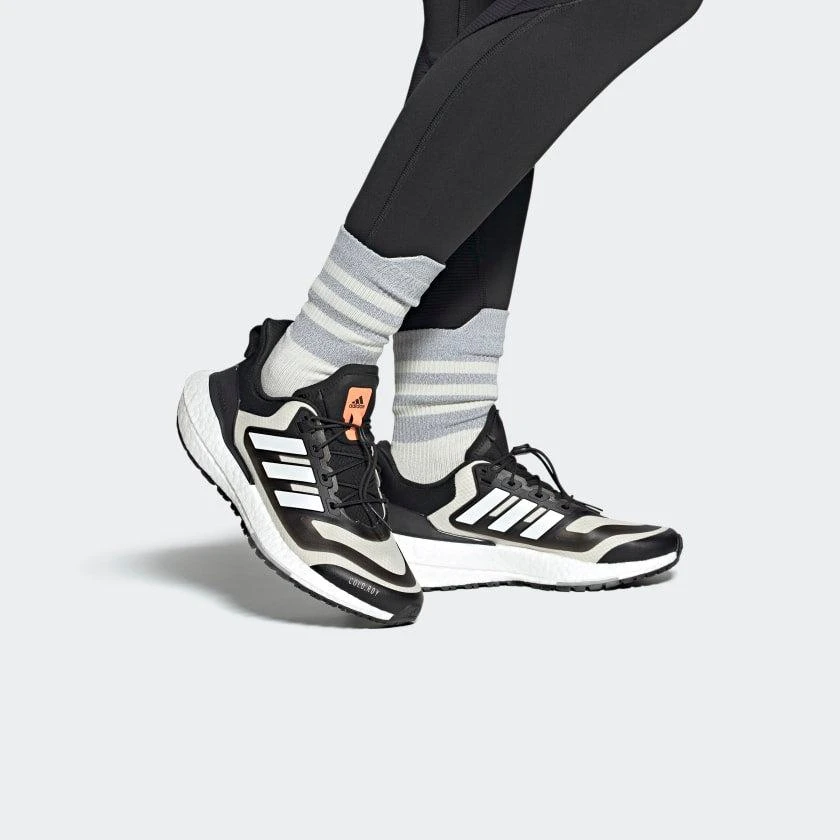 商品Adidas|Women's adidas Ultraboost 22 COLD.RDY 2.0 Running Shoes,价格¥698,第2张图片详细描述