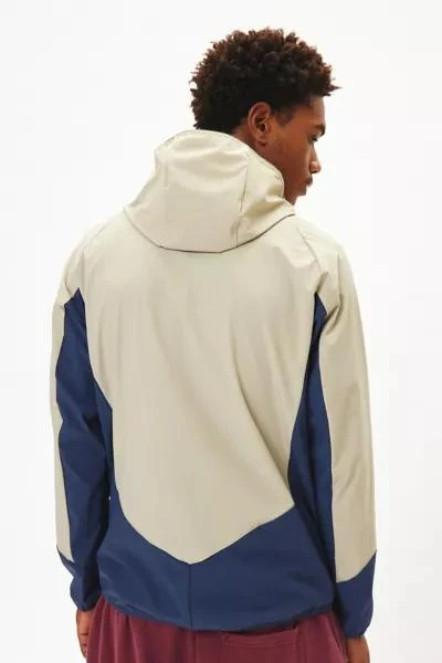 商品Oakley|Oakley Enhance Active Lightweight Windbreaker Jacket,价格¥378,第2张图片详细描述
