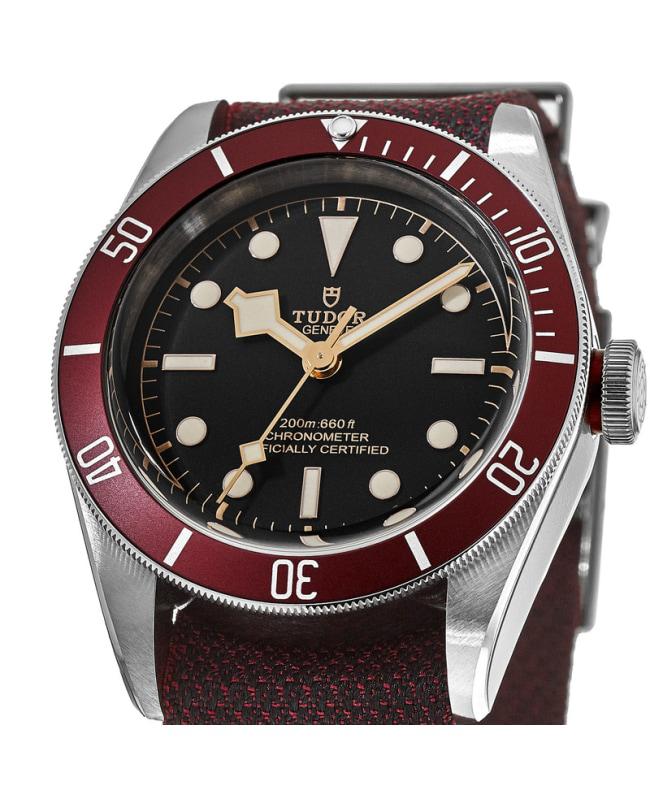 Tudor Black Bay 41 Red Bezel Burgundy Fabric Strap Men's Watch M79230R-0009商品第2张图片规格展示