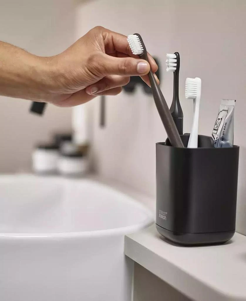 商品Joseph Joseph|Easystore Matte 3-Section Toothbrush Caddy,价格¥113,第5张图片详细描述