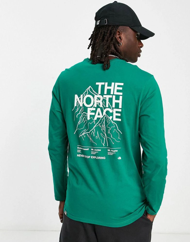 商品The North Face|The North Face Mountain Outline back print long sleeve t-shirt in green Exclusive at ASOS,价格¥246,第1张图片