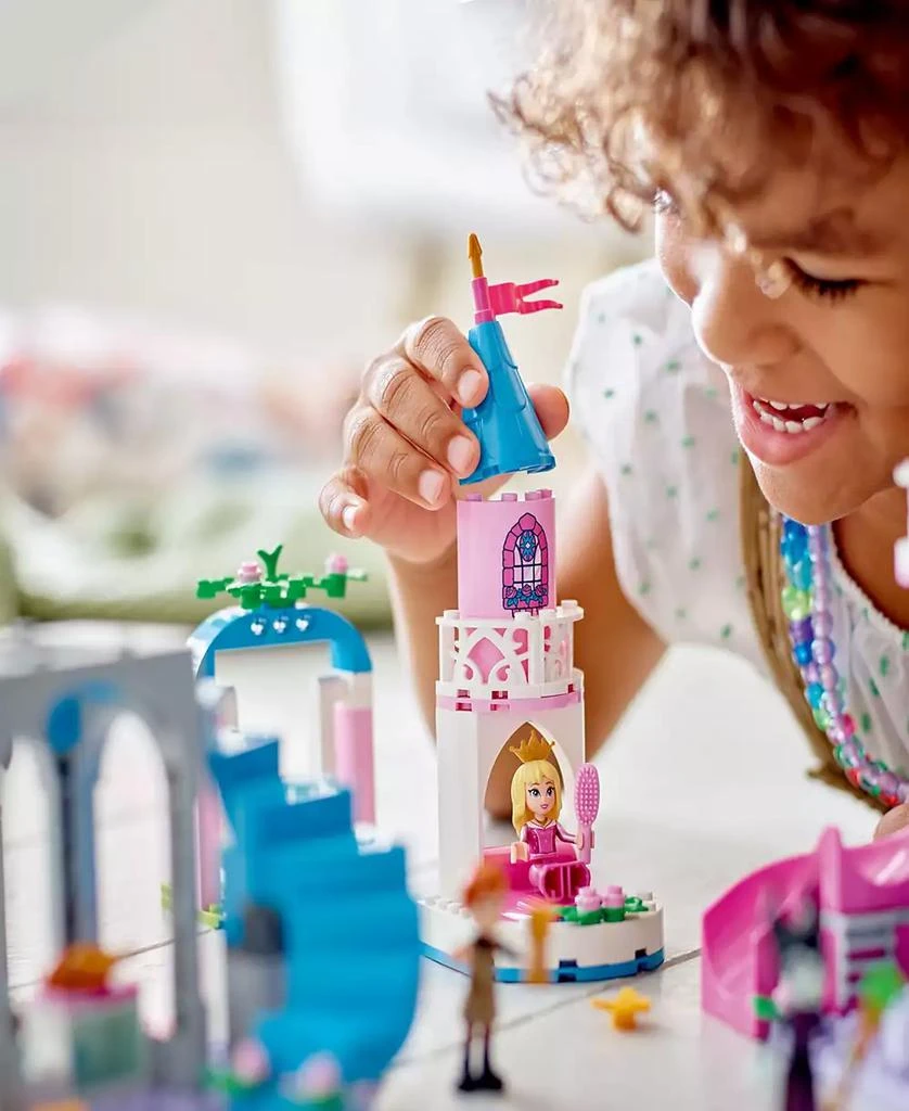 商品LEGO|Disney Princess Aurora's Castle 43211 Toy Building Set with Aurora, Prince Philip and Maleficent Minifigures,价格¥285,第5张图片详细描述