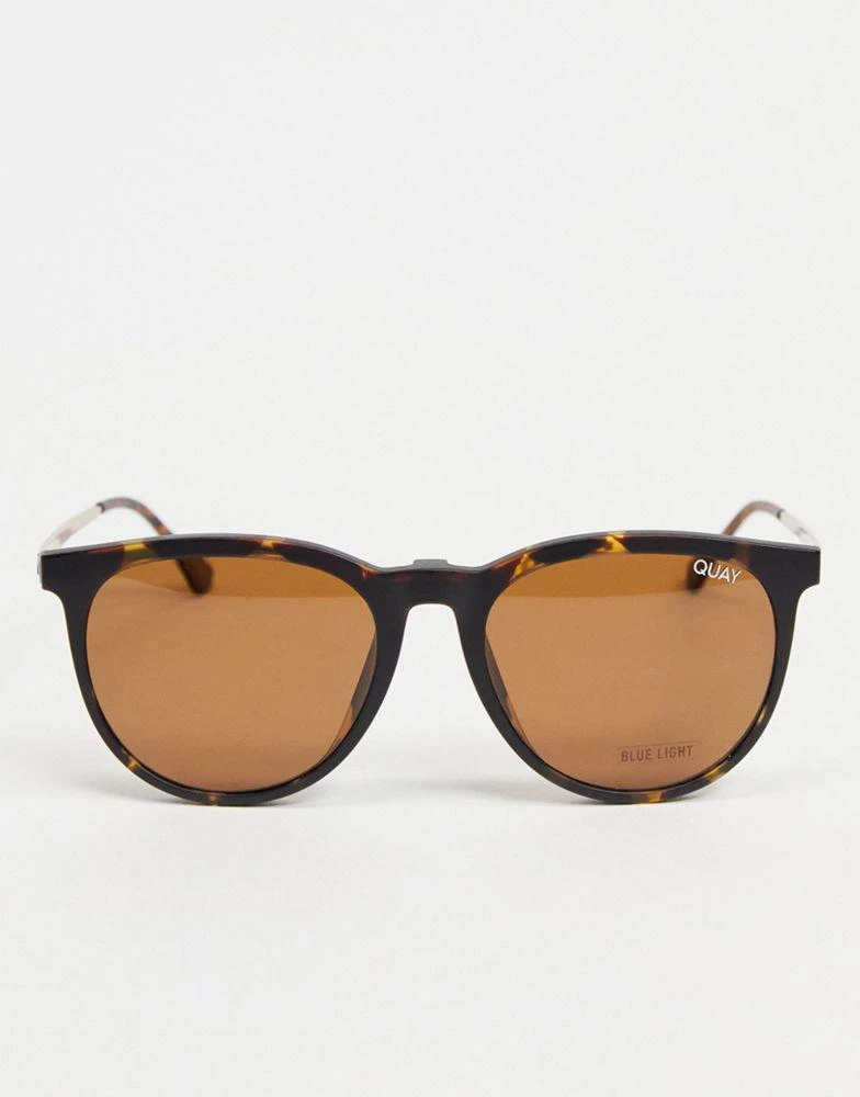 商品Quay|Quay Great Escape Clip On womens round sunglasses in tort,价格¥505,第3张图片详细描述