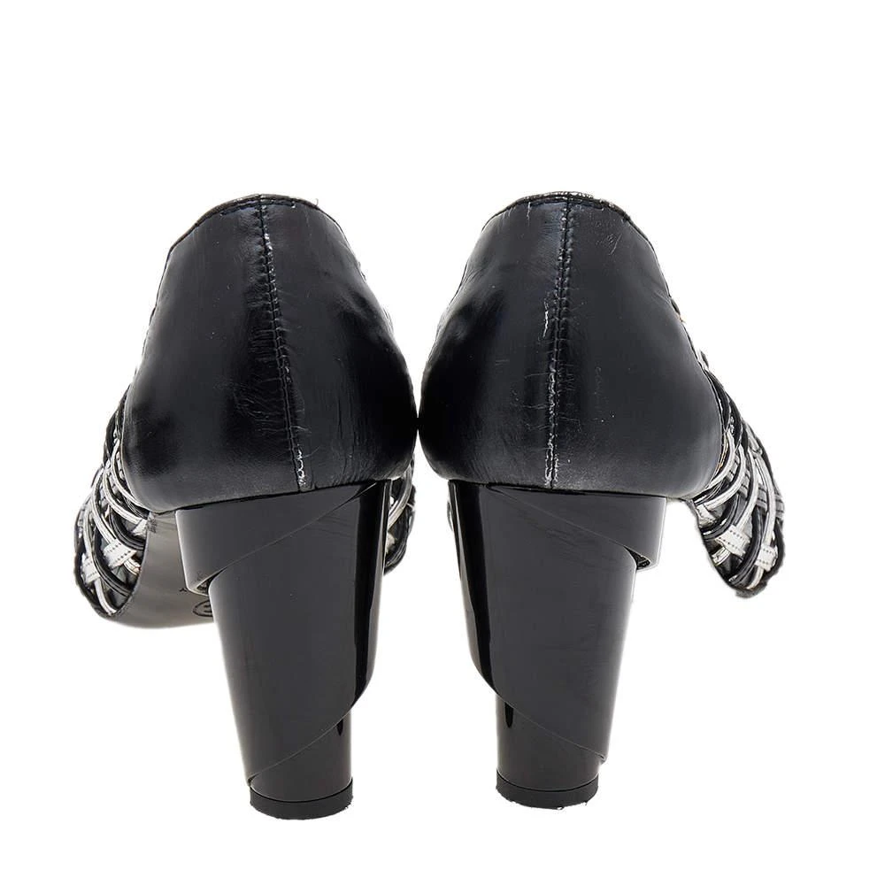 商品[二手商品] Chanel|Chanel Black/Silver Woven Leather Block Heel Pumps Size 38.5,价格¥3215,第5张图片详细描述