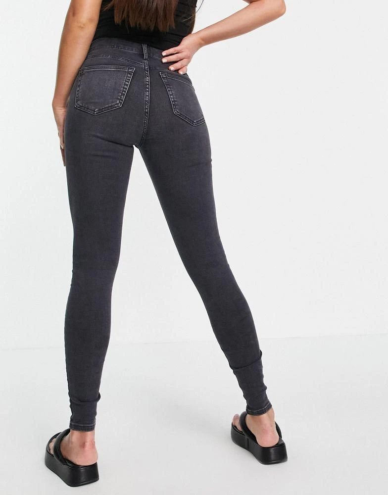 商品Topshop|Topshop Tall Jamie jeans in washed black,价格¥276,第2张图片详细描述