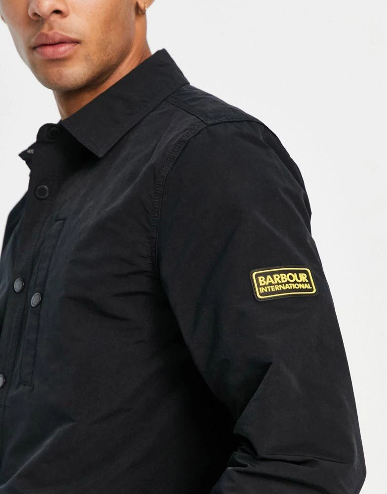 商品Barbour|Barbour International Legacy overshirt with contrast logo in black,价格¥1165,第2张图片详细描述