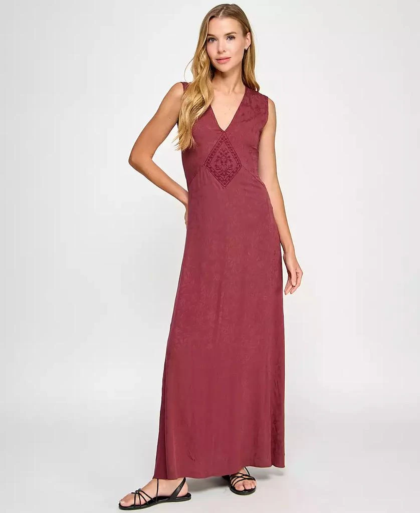 商品SENI & CADE|Juniors' Jacquard Embroidered Sleeveless Maxi Dress,价格¥511,第4张图片详细描述