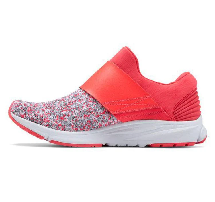 商品New Balance|Women's Rush Slip-On,价格¥421,第2张图片详细描述