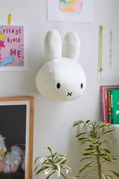 商品Urban Outfitters|Miffy Head Plushie,价格¥303,第1张图片